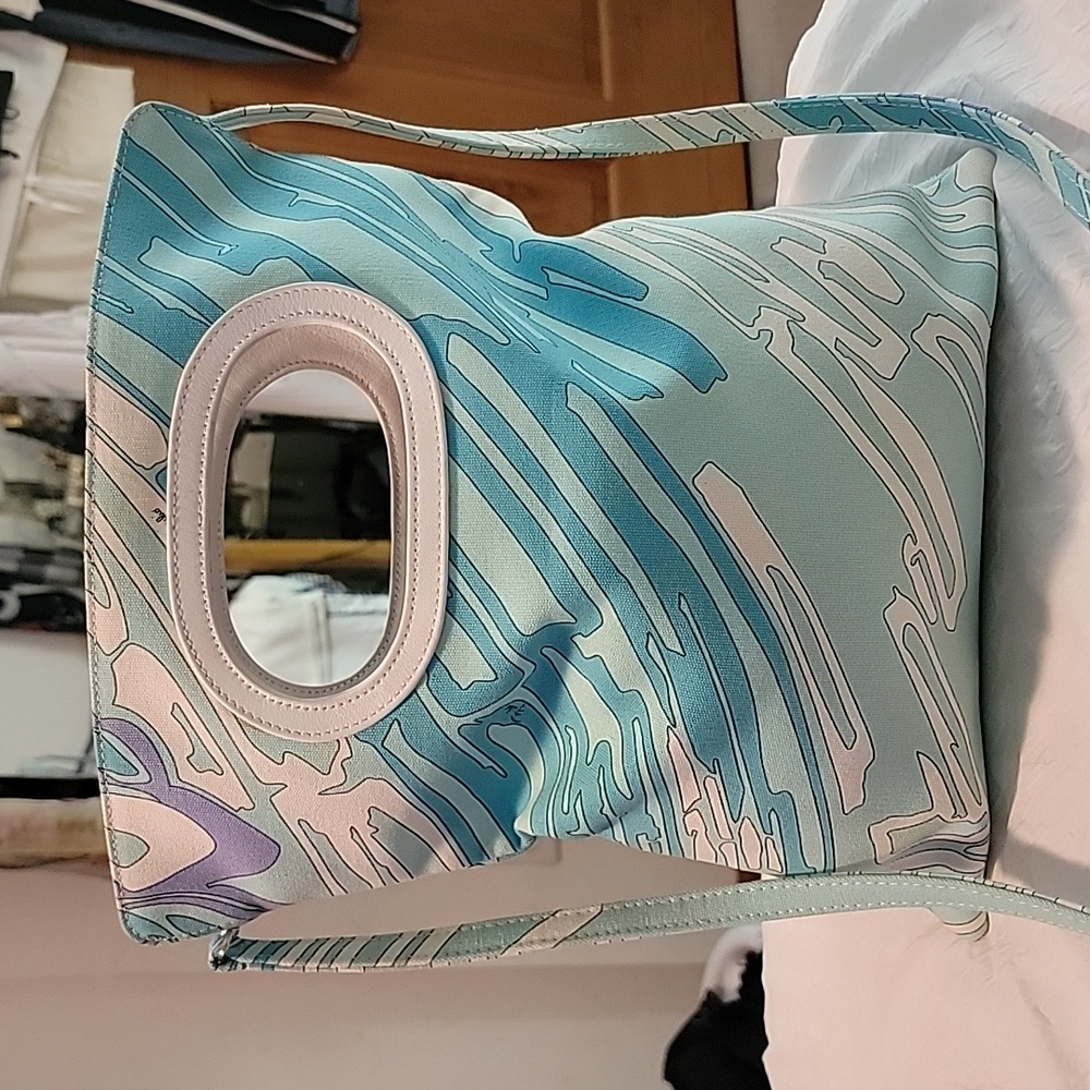 PUCCI BAG AUTHENTIC ..LIKE NEW..NEVER CARRIED... Price Firm...REDUCED!!!!